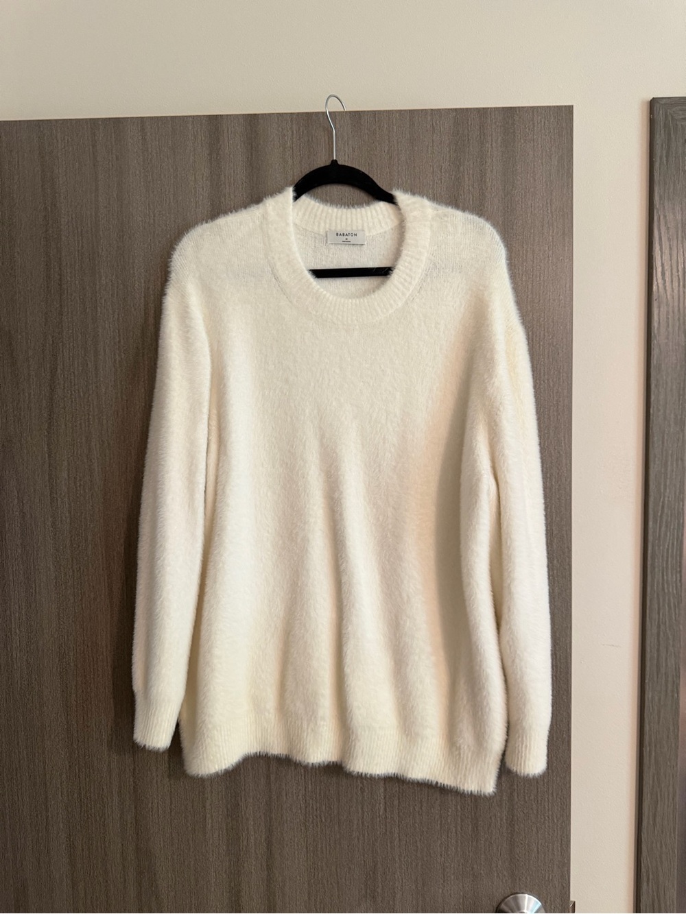 Aritzia Babaton Oversized Cozy Crewneck Sweater in White